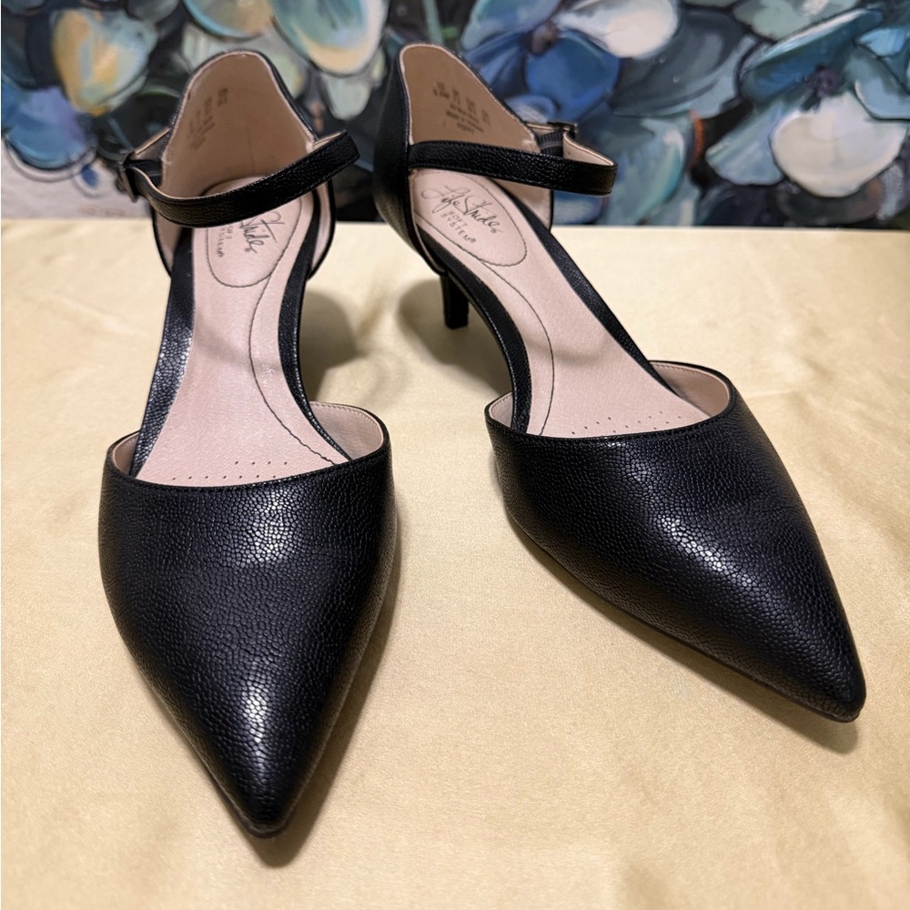 LifeStride Soft System Black D'Orsay Kitten Heel Pumps Pointed Toe Size 9.5 NWOT